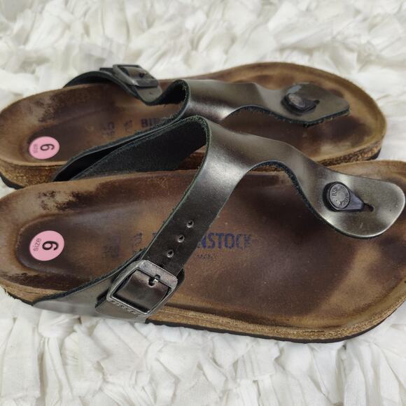 Birkenstock Gizeh Sandals Womens Size 9 Silver Metallic Thong Comfort EU 40 - Picture 4 of 16